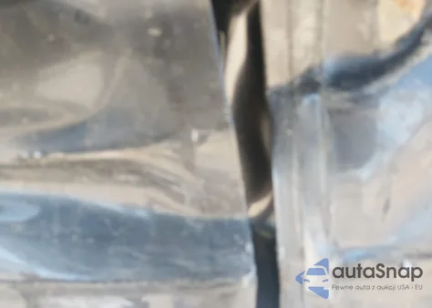 2017 Toyota Rav4 Xle from USA, damaged, VIN JTMWFREV8HD093937